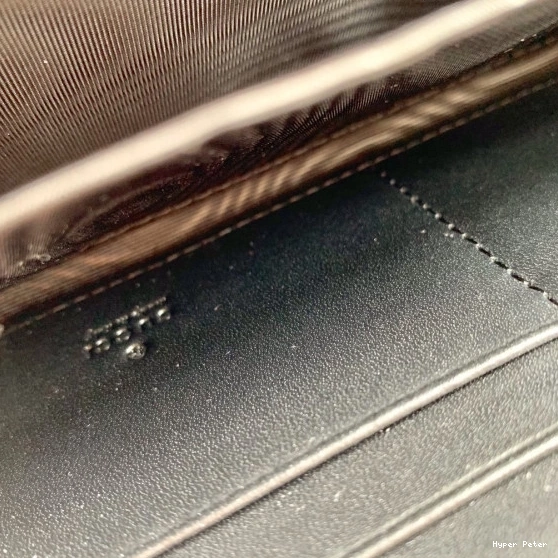 Hyperpeter WALLET AROUND LEATHER ZIP GUCCI 0801